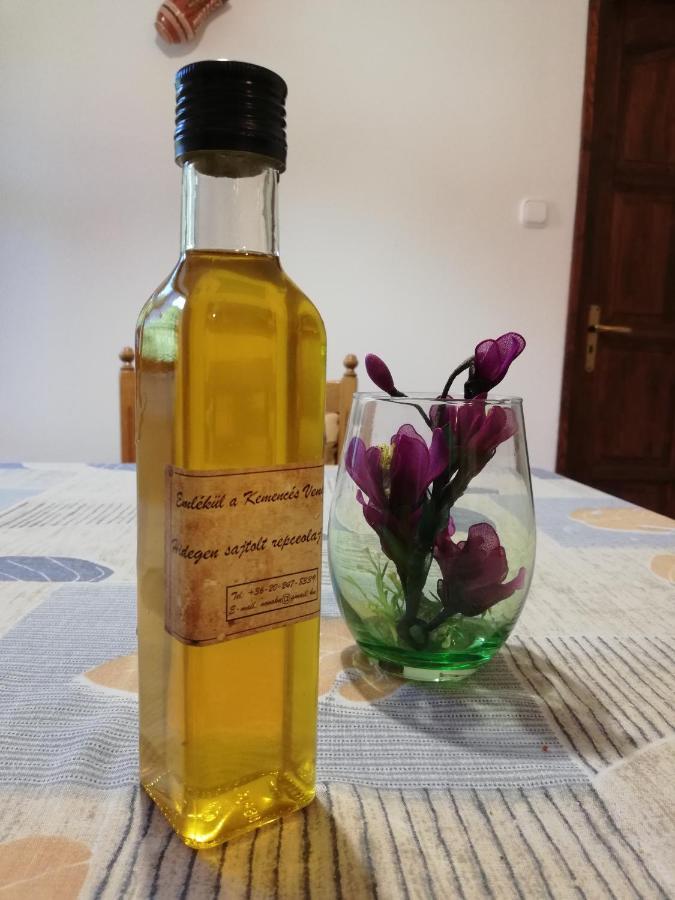Mikohaza Kemences Vendeghaz酒店 外观 照片